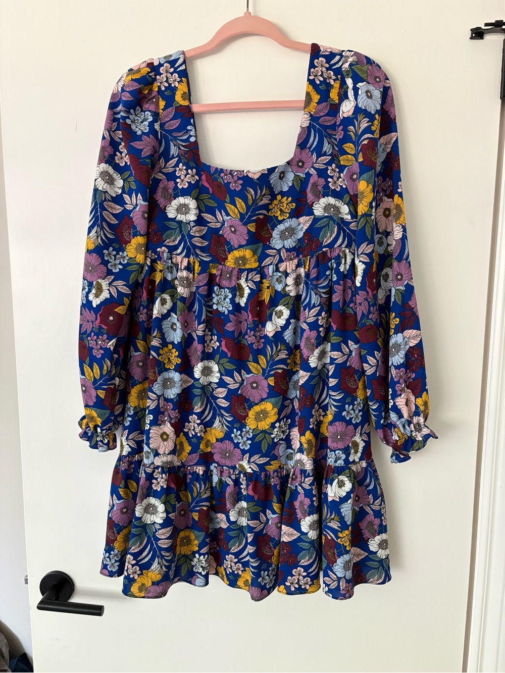 BCBGeneration Blue Floral Tiered Long-Sleeve Smock Dress